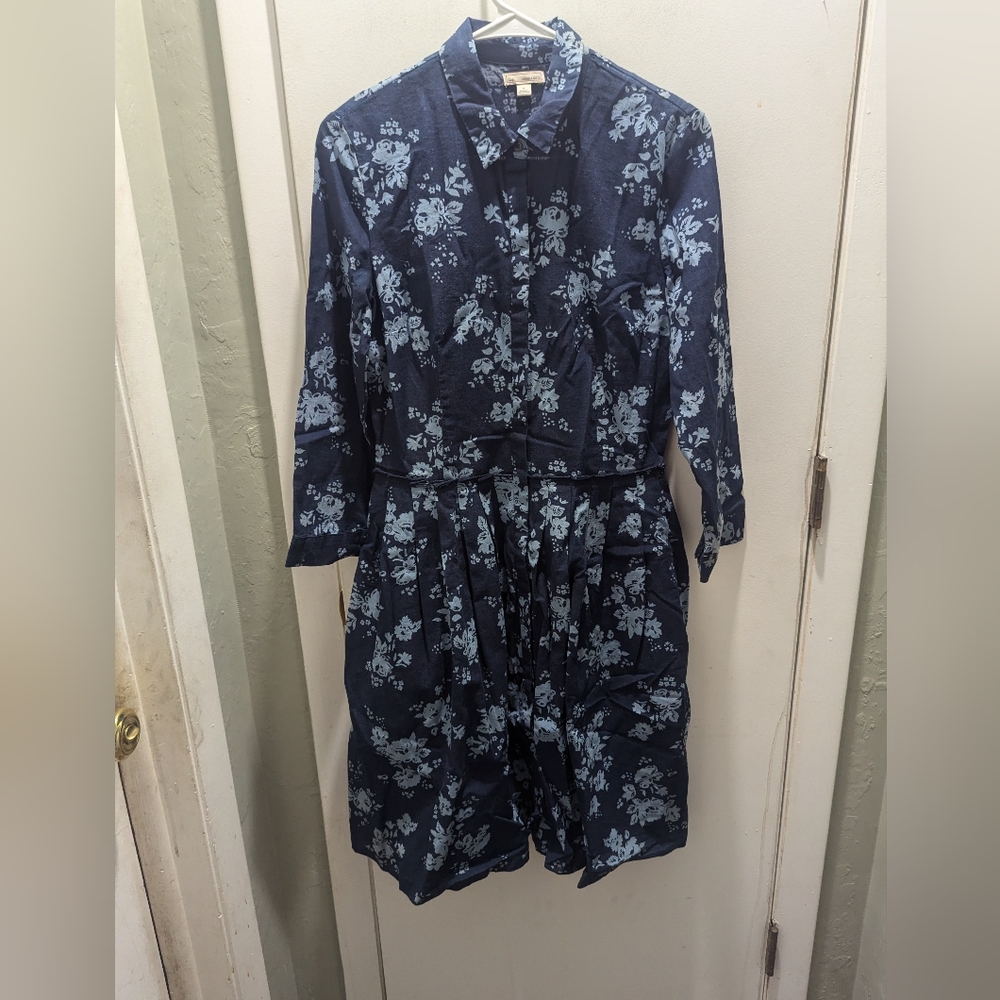 Gap Size Small Denim Floral Button down dress Blue